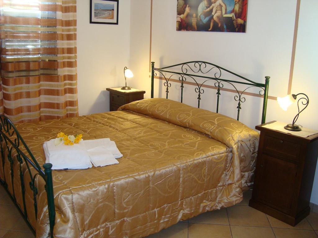 La Ninfea Bed and Breakfast Valderice Exteriör bild
