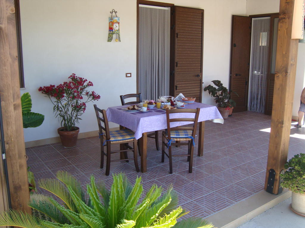 La Ninfea Bed and Breakfast Valderice Exteriör bild